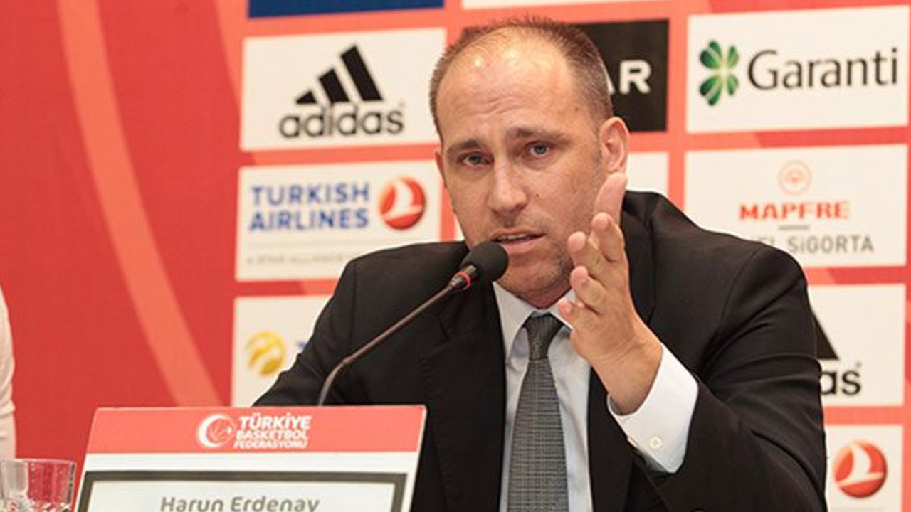 Türk basketbolunun efsane oyuncusu Harun Erdenay, İstanbul Ayvansaray Üniversitesi Spor Bilimleri'nde genç yetenekleri yetiştirecek