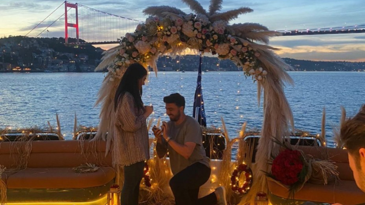 Ozan Tufan'dan romantik teklif