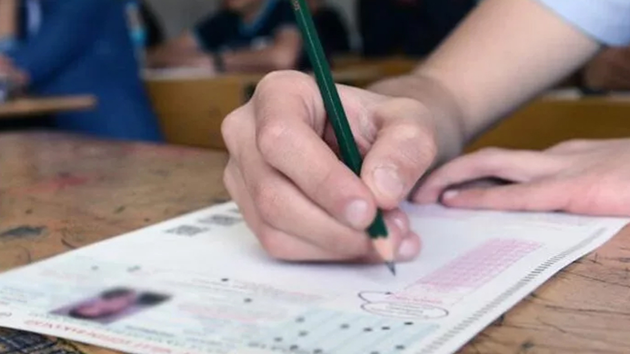 Son dakika... Öğrenciler dikkat! MEB açıkladı: Sorumluluk sınavları 22-30 Haziran'da yapılacak