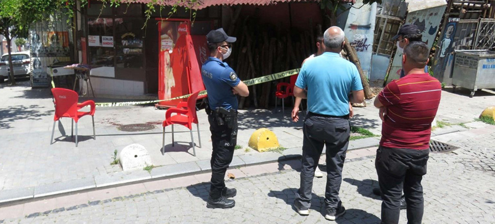 Son dakika... Çalışanı defalarca bıçakladı! Kadıköy'de simit fırınında dehşet...