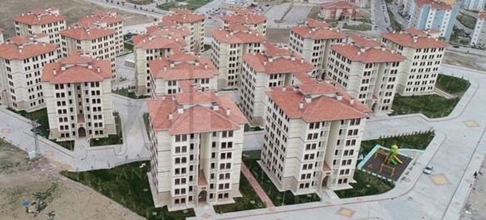 Son dakika... Konut kampanyasında bir indirim daha! Emlak Konut GYO kredi faizini 0.79’dan 0.69 çekti