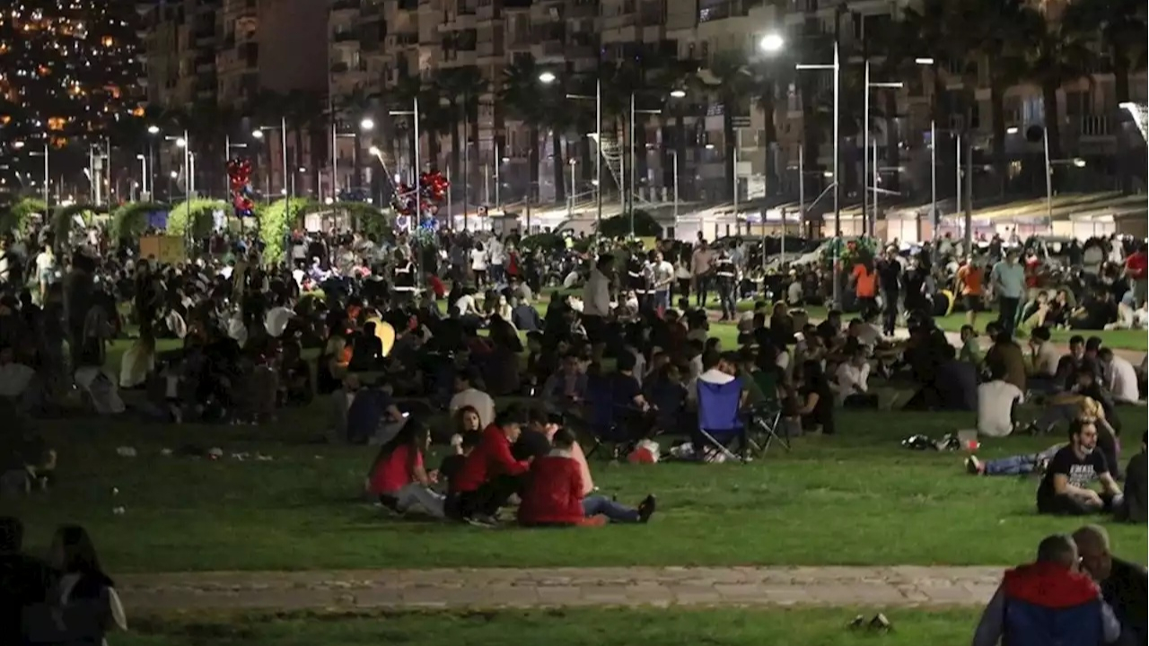 "Virüs hala dolaşımda ve öldürmeye devam ediyor!"