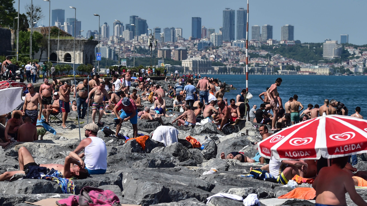 İstanbul sahilleri korona yuvası!