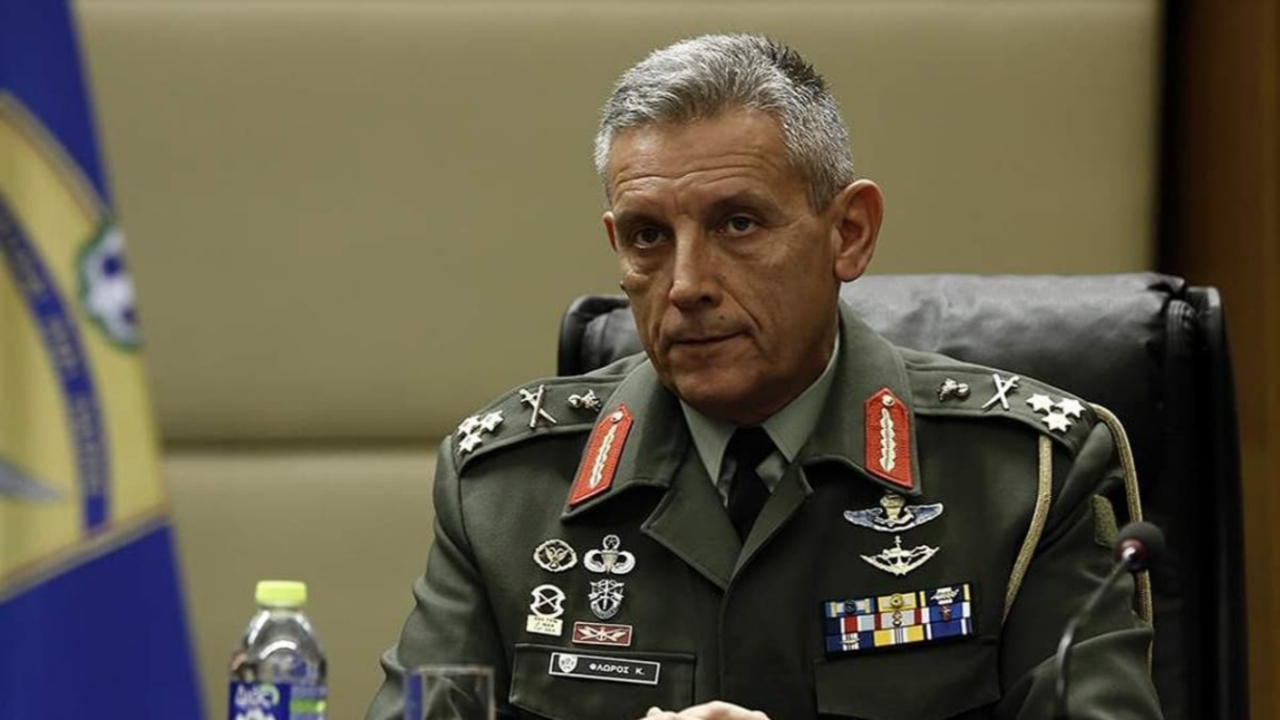 Yunan general tehditlerine devam ediyor