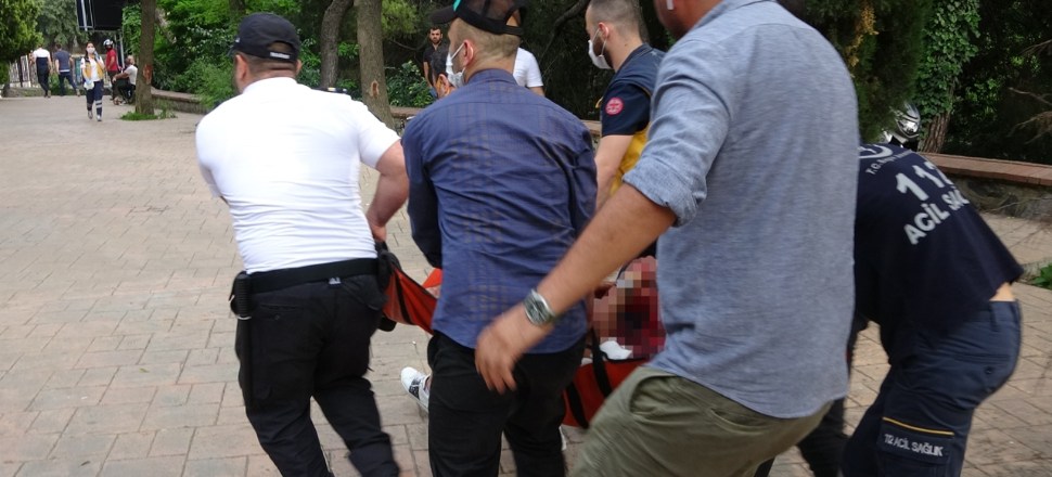Maçka parkında dehşet! Kırık bira şişesiyle boğazını kesti...