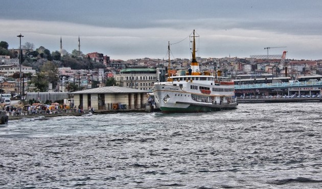 İstanbul'da korkunç olay! 40 günlük bebeği denize attı