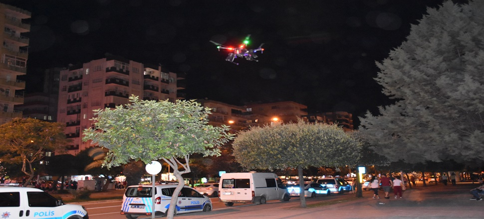 Maskesizlere droneli uyarı