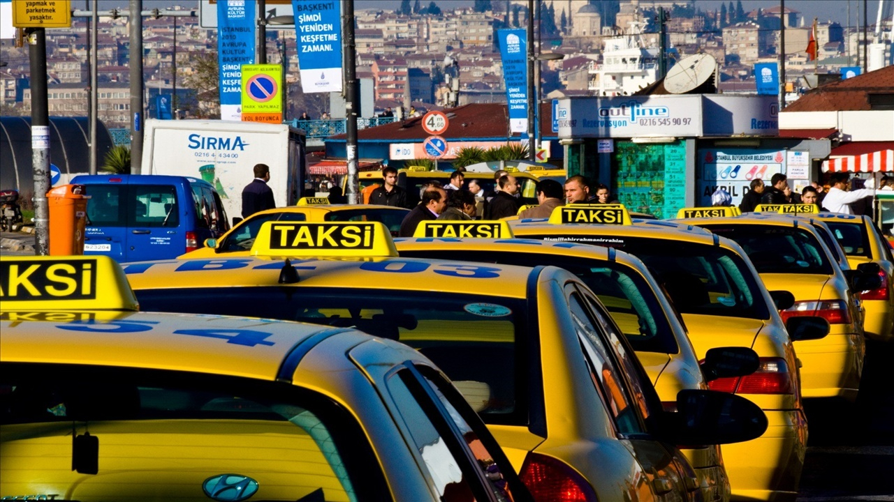 Taksici esnafı ayaklandı