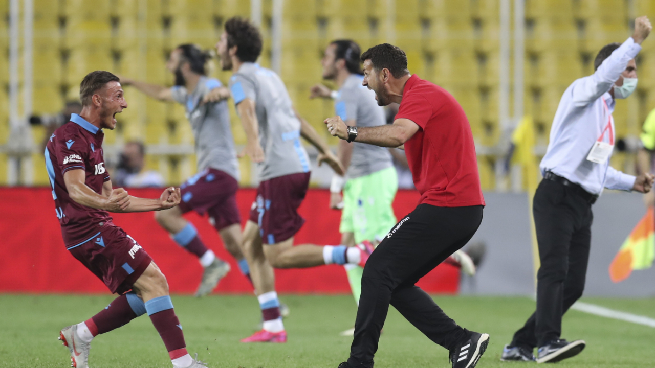 Kadıköy'de Fırtına: Finale 3 golle koştu!