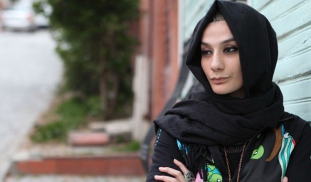 Esra Elönü: Yüzlerine yüzlerine haykıracağım