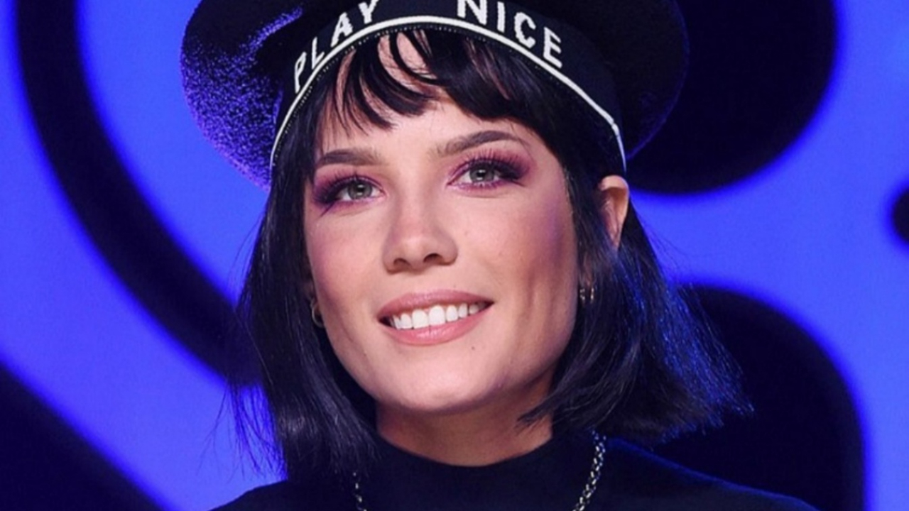 Halsey'in baklava paylaşımı gerçeği ortaya çıkardı