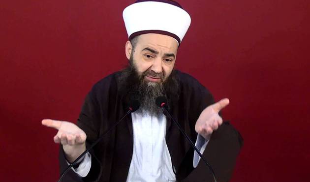 47 yıl öncesinden küçük Cübbeli