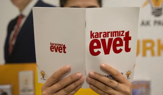 AK Parti'den CHP'nin 30 referandum sorusuna yanıt!