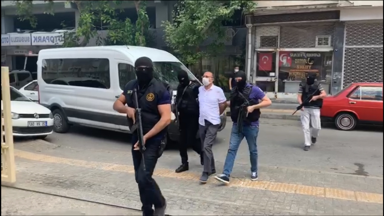DHKP/C'nin 'kasası' İzmir'de yakalandı! Flaş CHP detayı...