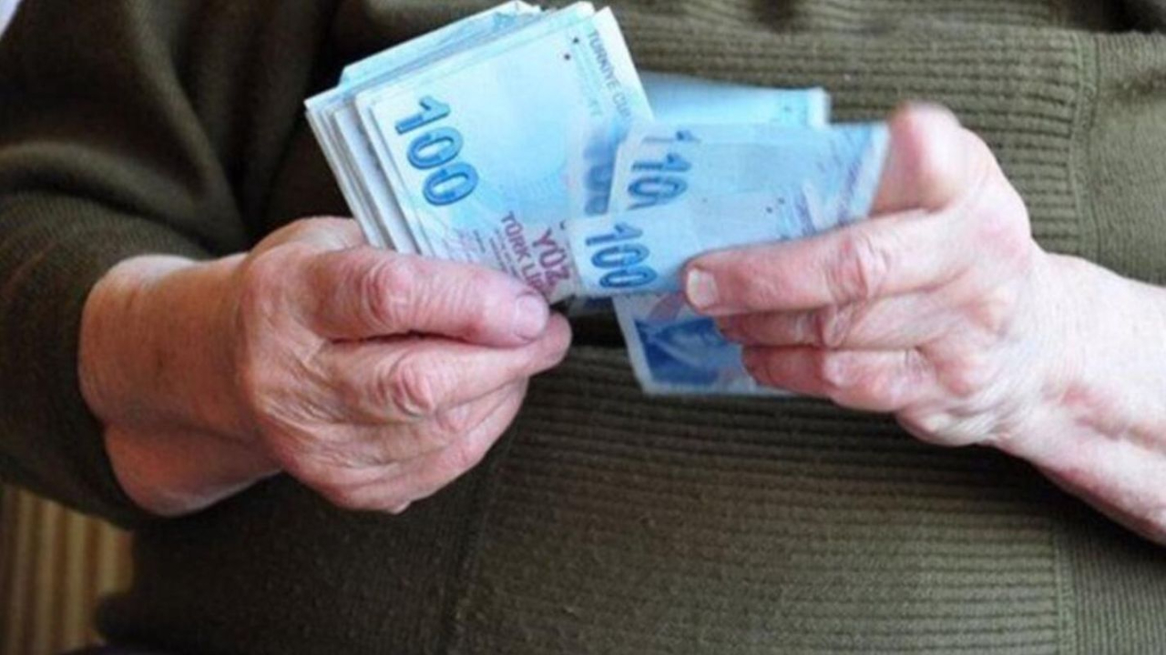 Emekli ikramiyesi erken ödenecek!