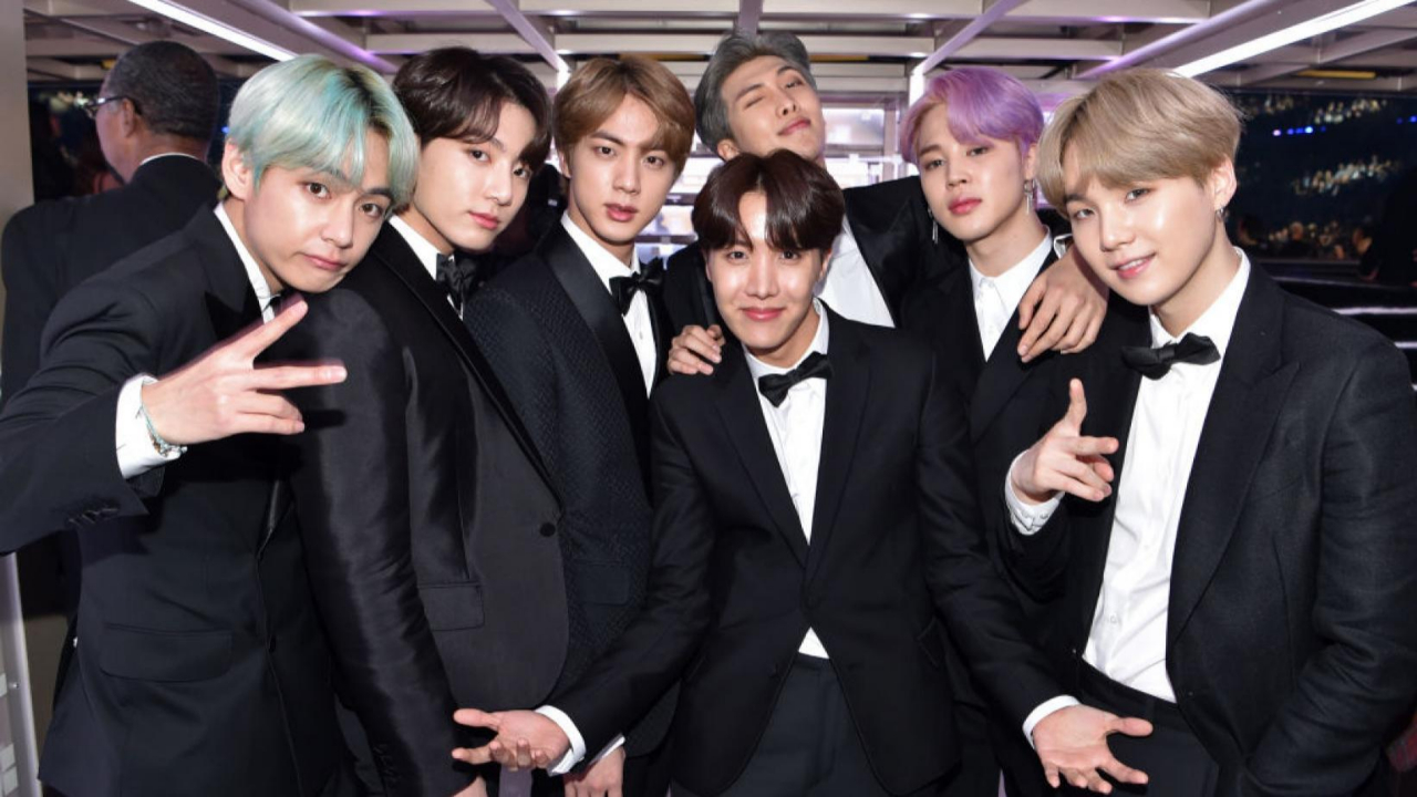 'KPOP yasaklansın' dedi Twitter'ı salladı!