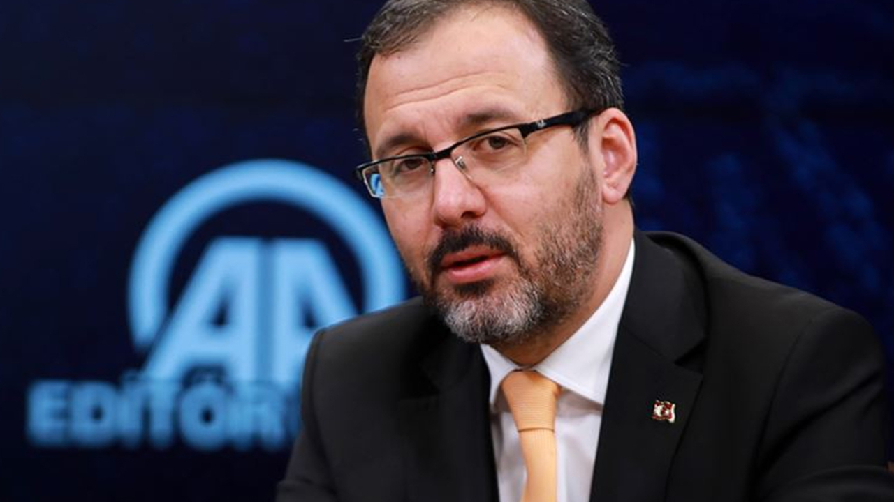 Bakan Kasapoğlu: Kulüplerimiz bugün itibarıyla bir ödeme alacaklar