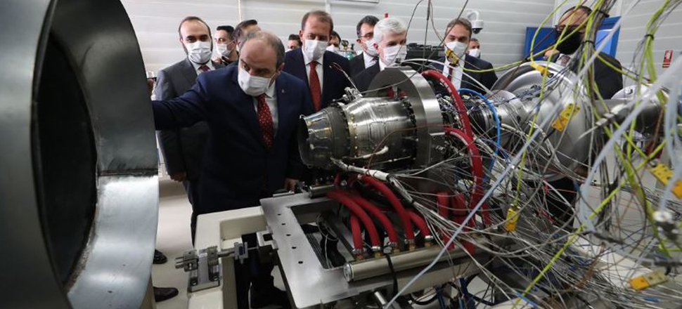 Türkiye'nin orta menzilli ilk yerli füze motoru TEI-TJ300 test edildi