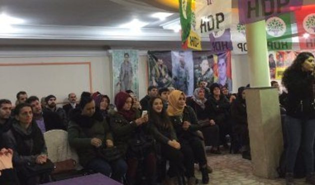 HDP'lilerin 'hayır' kampanyasında terörist fotoğrafları!