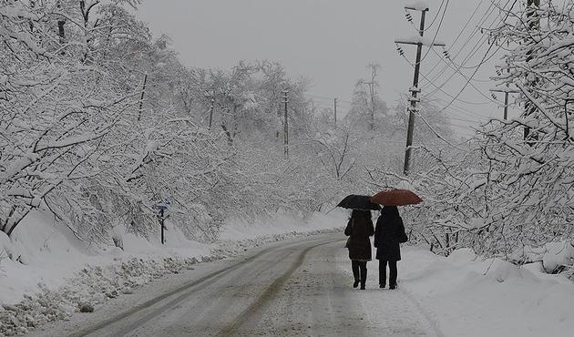 2 şehirde kamu personeline kar tatili