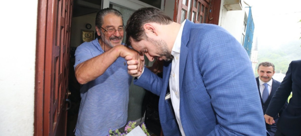 Bakan Albayrak'ın babasından 'sosyete damat' cevabı