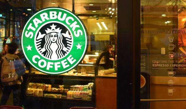 Starbucks'tan Trump'a mülteci tepkisi