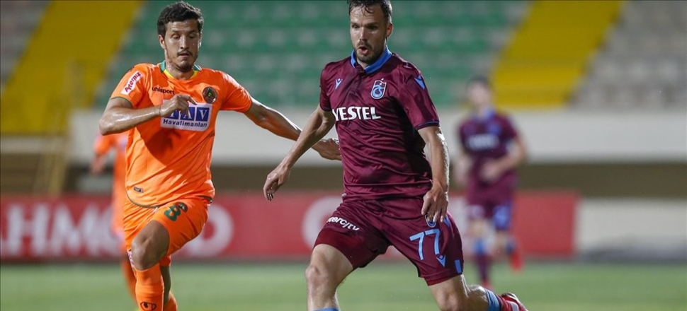 Trabzonspor şampiyonluk yolunda ağır yara aldı... Alanyaspor-Trabzonspor 2-2