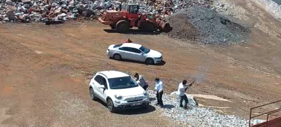 Avukatlar canlarını zor kurtardı