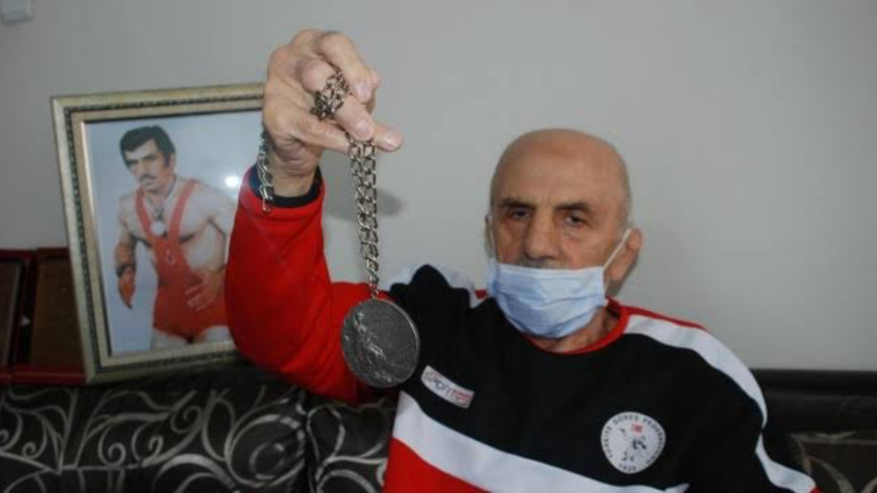 Olimpiyat madalyalı milli güreşçi vefat etti