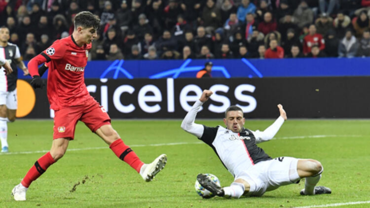 Merih Demiral'dan geri dönüş sinyali