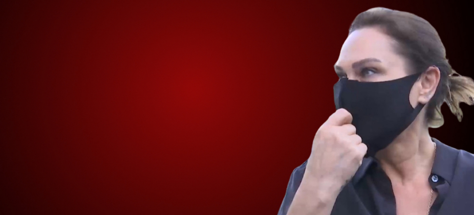 'Peçelileri kızıma gösterip 'öcü' diyordum'