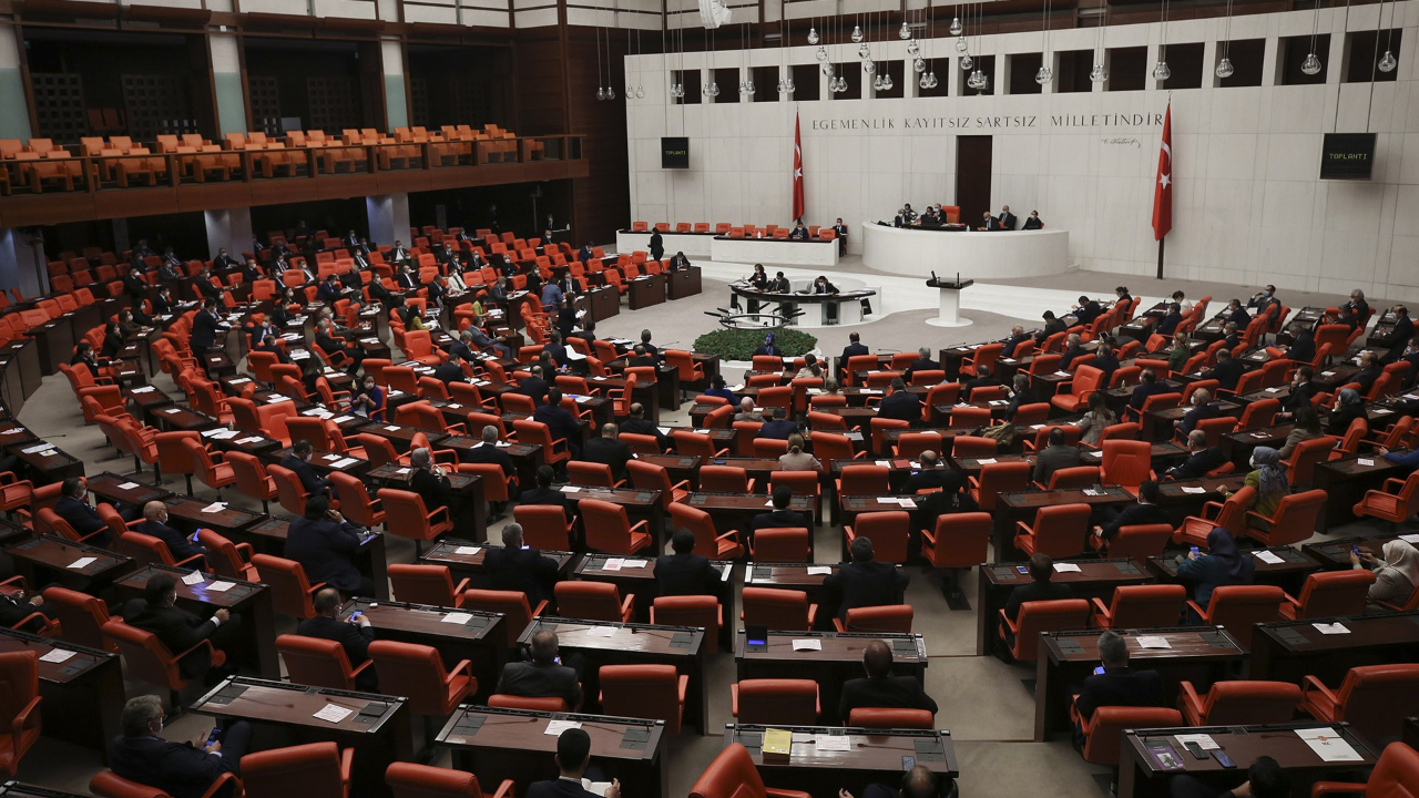 Meclis başkanını o tarihte seçecek