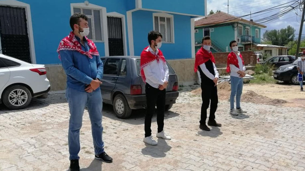 Yarım asırlık asker uğurlama merasimi koronavirüs tedbirleri ile yapıldı