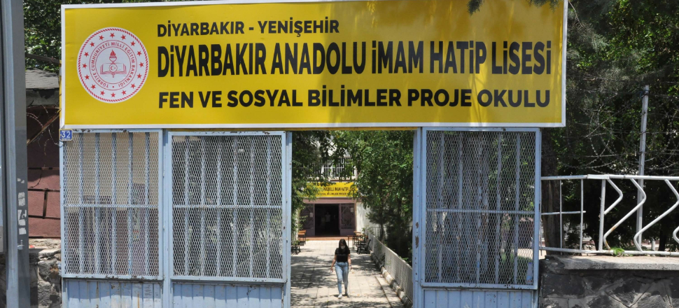 YKS'den çıkan öğrencide korona şüphesi