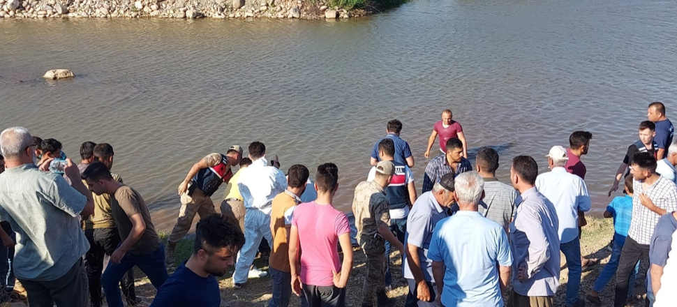 Baba ve iki oğlu hayatını kaybetti