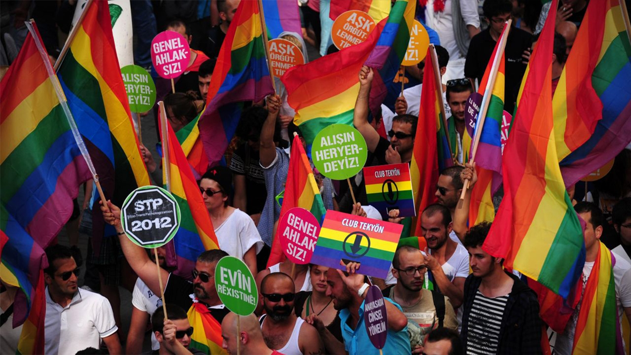 LGBT'ye açıktan destek verdiler