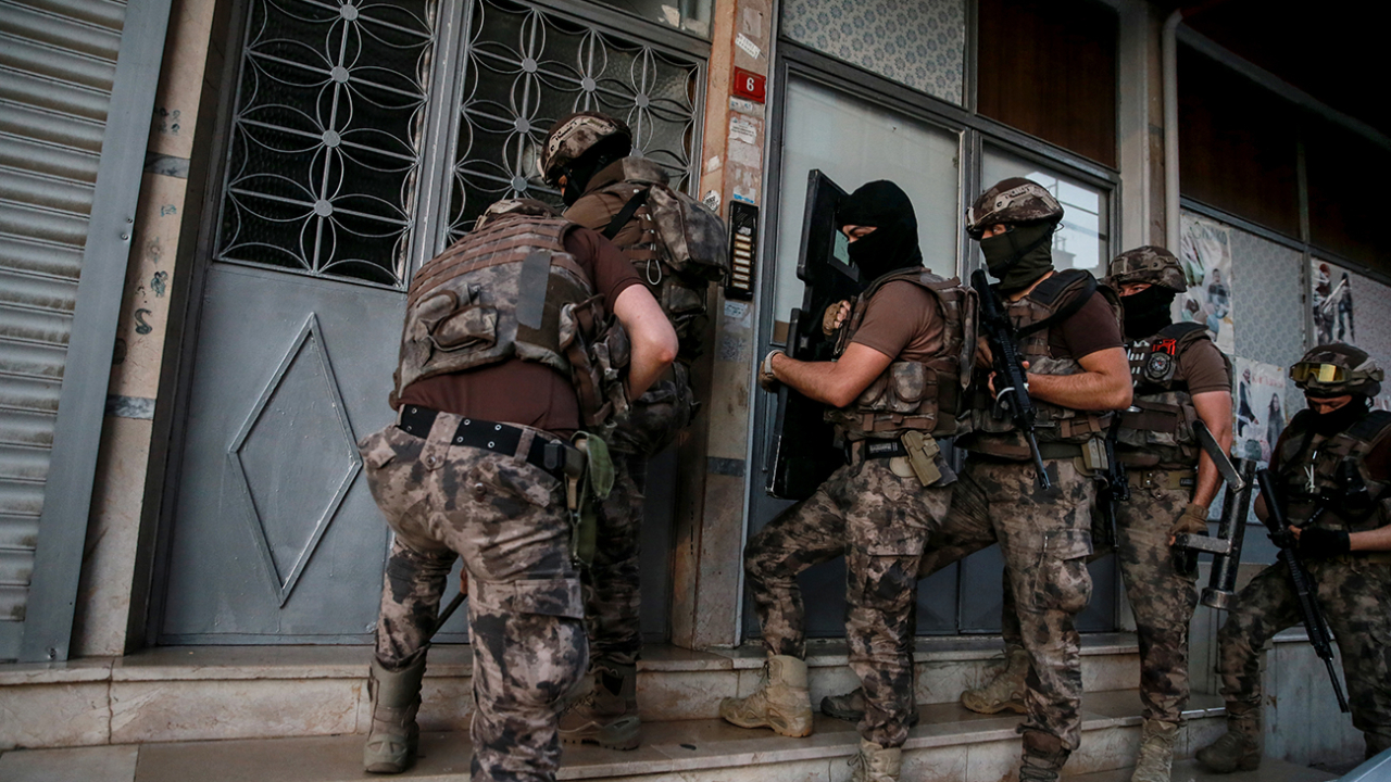 İstanbul'da dev narkotik operasyonu