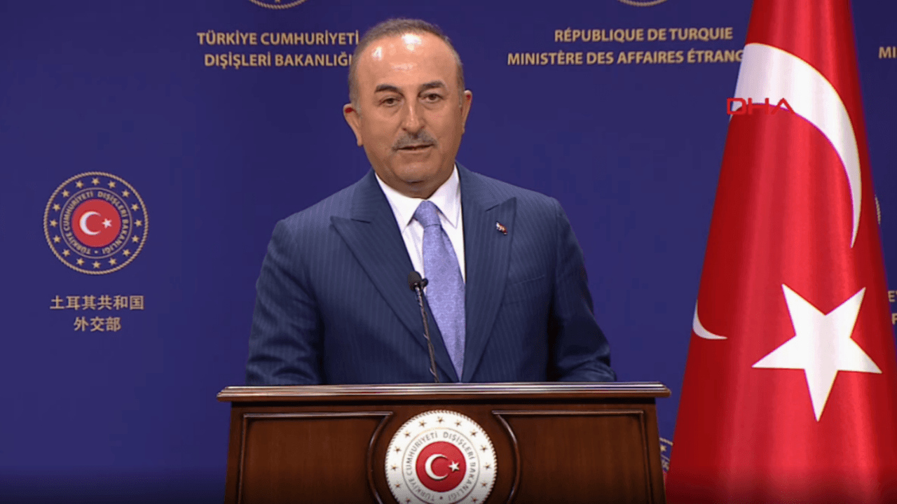 'Yıkıcı bir anlayışla Libya'da bulunuyor'