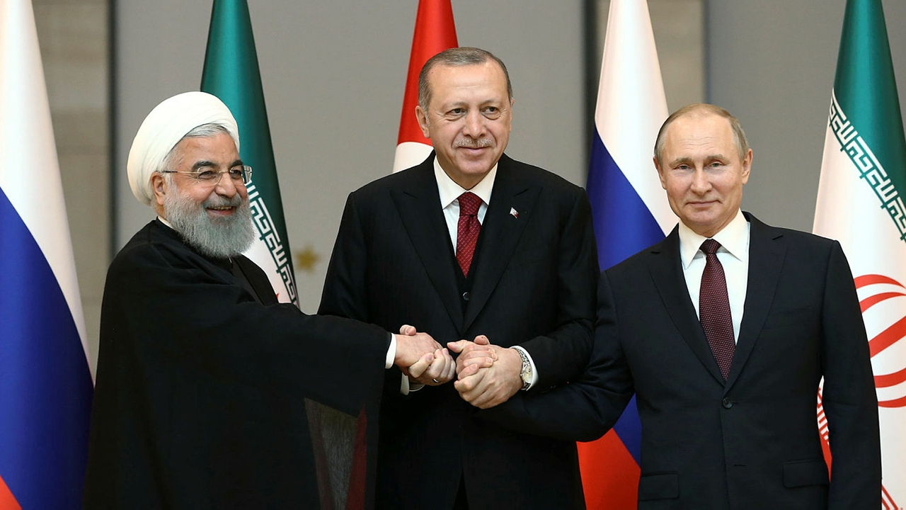 Üçlü zirveye videokonferans formülü