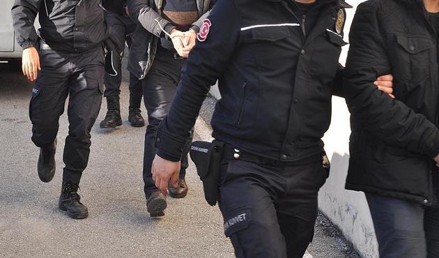 ByLock kullanan 9 asker ve 8 polis tutuklandı