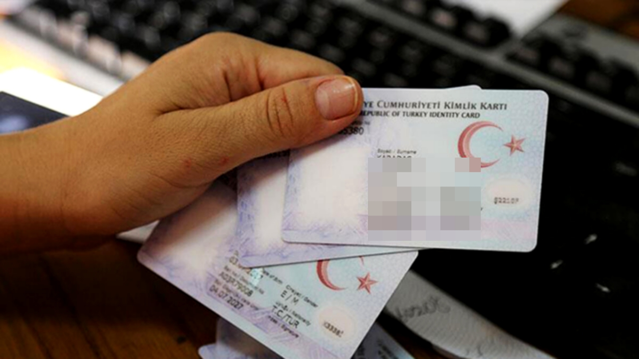 Anne kızlık soyadı tarih oluyor!