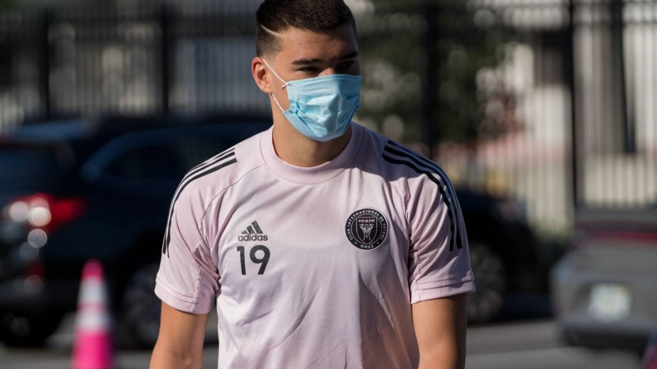 Gelecek hafta başlayacak ligde şok! 18 futbolcu korona!