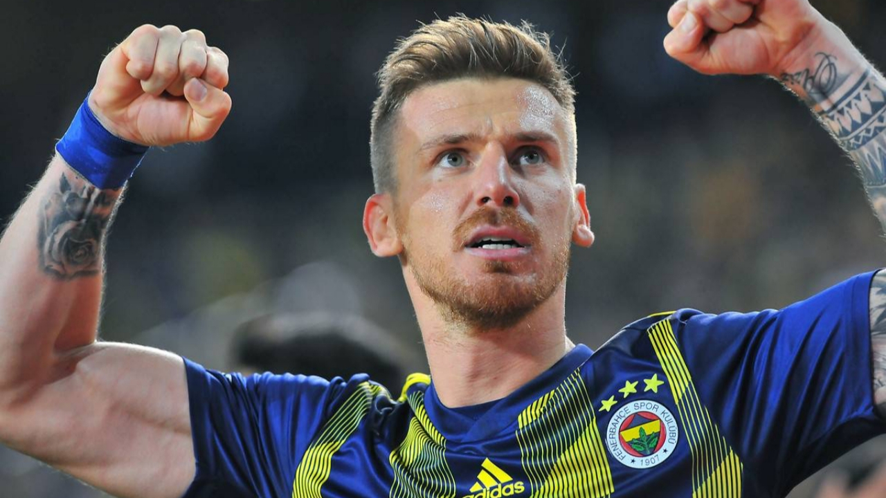 Erman Toroğlu'ndan Serdar Aziz'e: Küçük takım topçusu