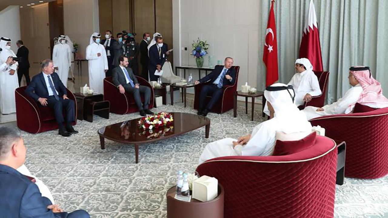 Albayrak: Katar ziyaretinde verimli görüşmeler gerçekleştirdik