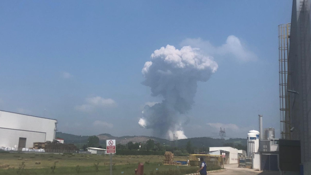 Sakarya'da havai fişek fabrikasında patlama! Can kaybı yükseliyor...