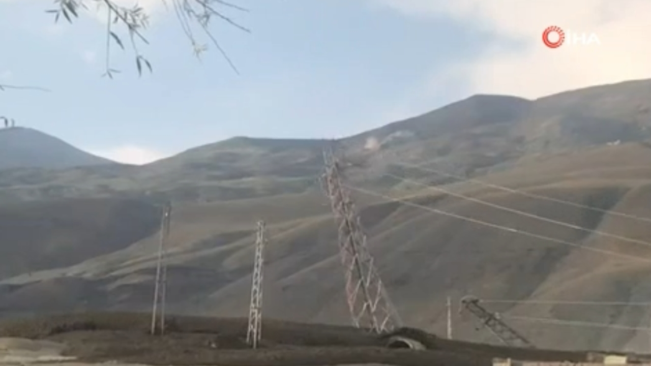 Elektrik direklerini kağıt gibi büktü