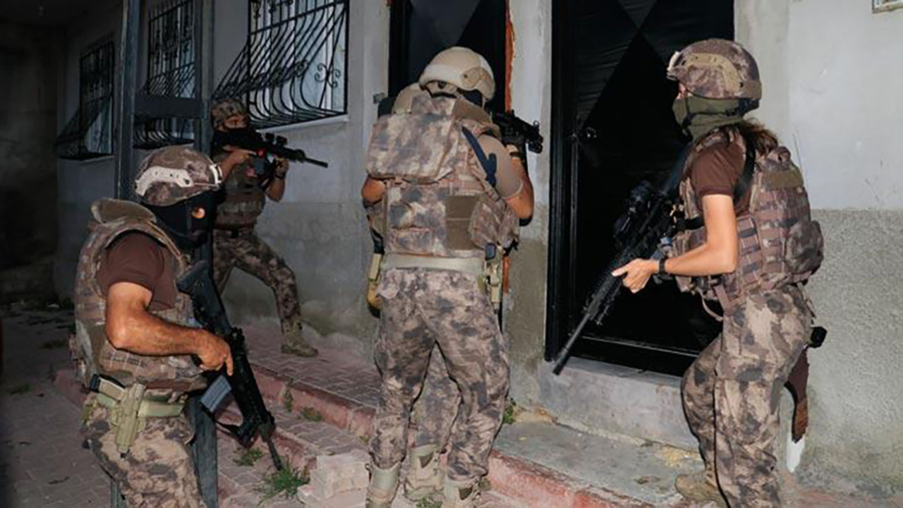 Adana merkezli 4 ilde uyuşturucu operasyonu: 13 gözaltı