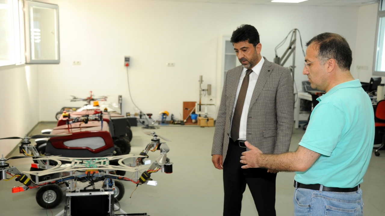 Türkiye'nin ilk Robotik ve Yapay Zeka Enstitüsü Aydın'da kuruluyor