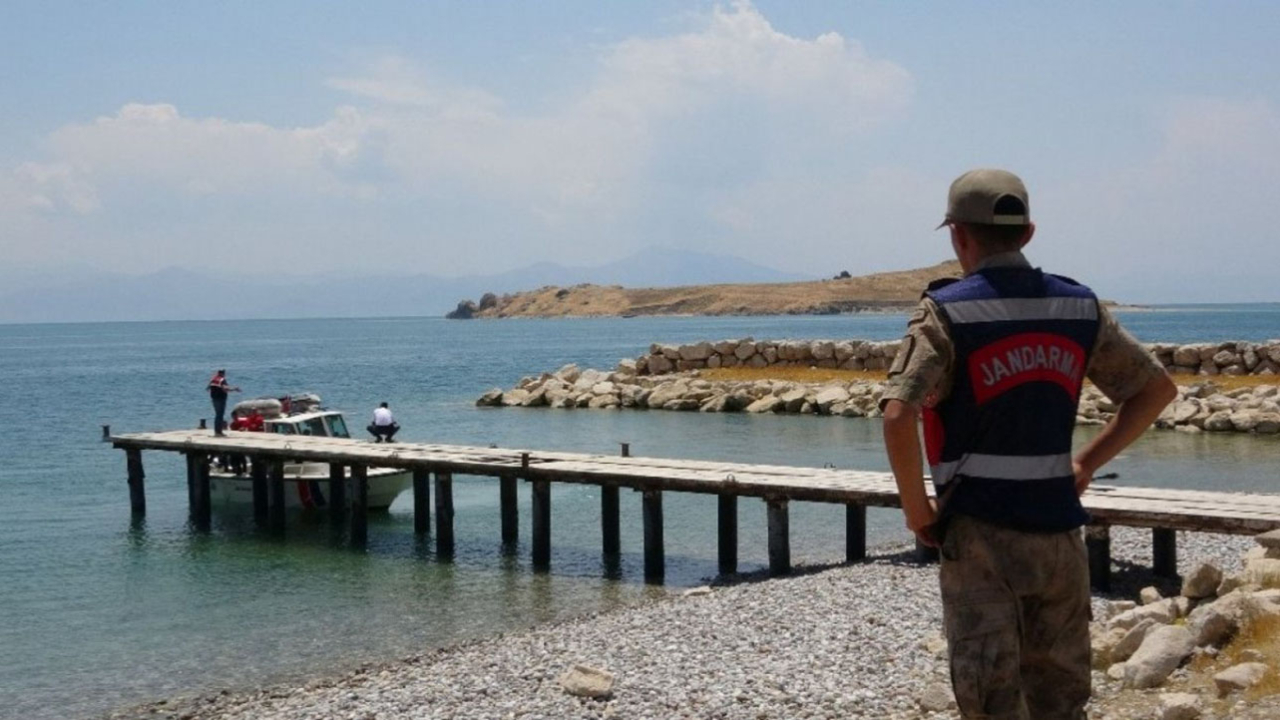 Van Gölü’nde bir erkek cesedi daha bulundu
