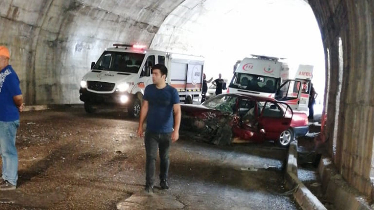 Tunceli'de çığ tünelinde kaza: 4 yaralı